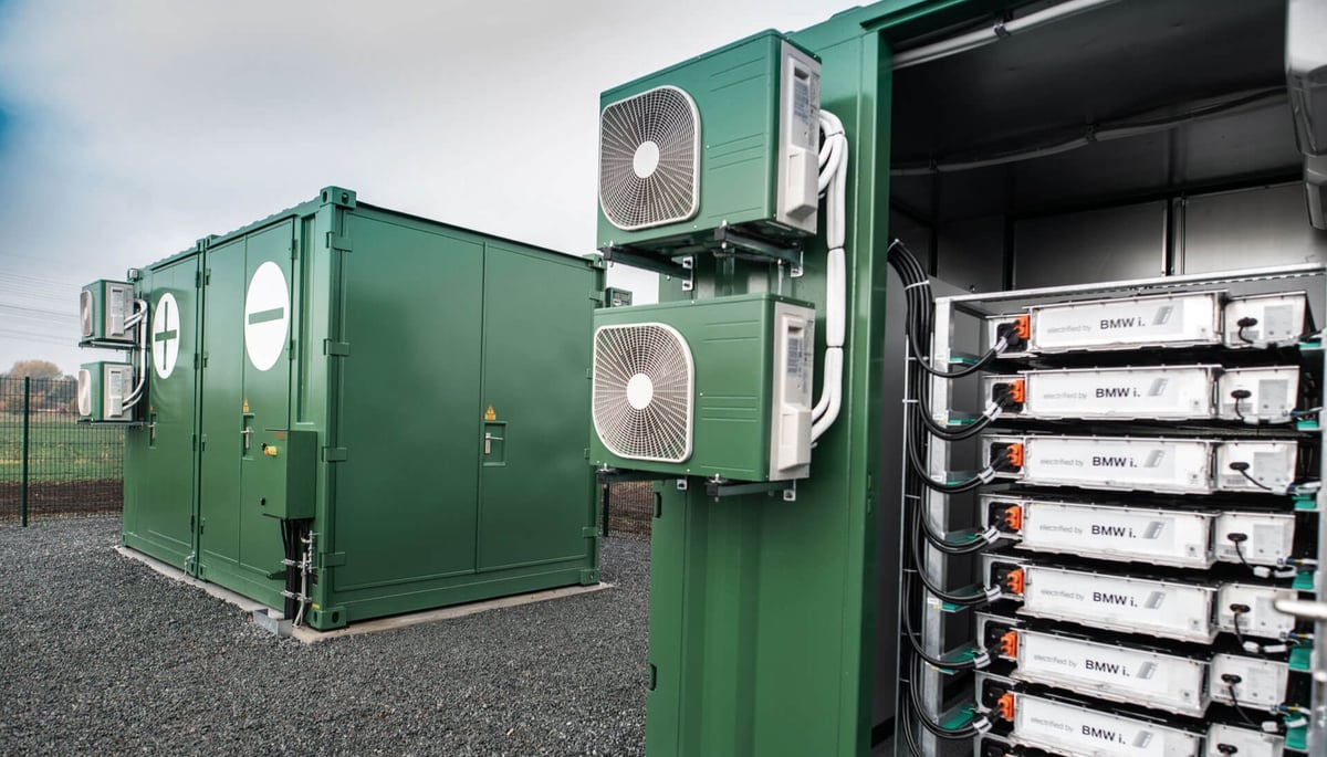 Large-Screen-72-DPI-Vattenfall_Battery_storage_7309-3x2-1