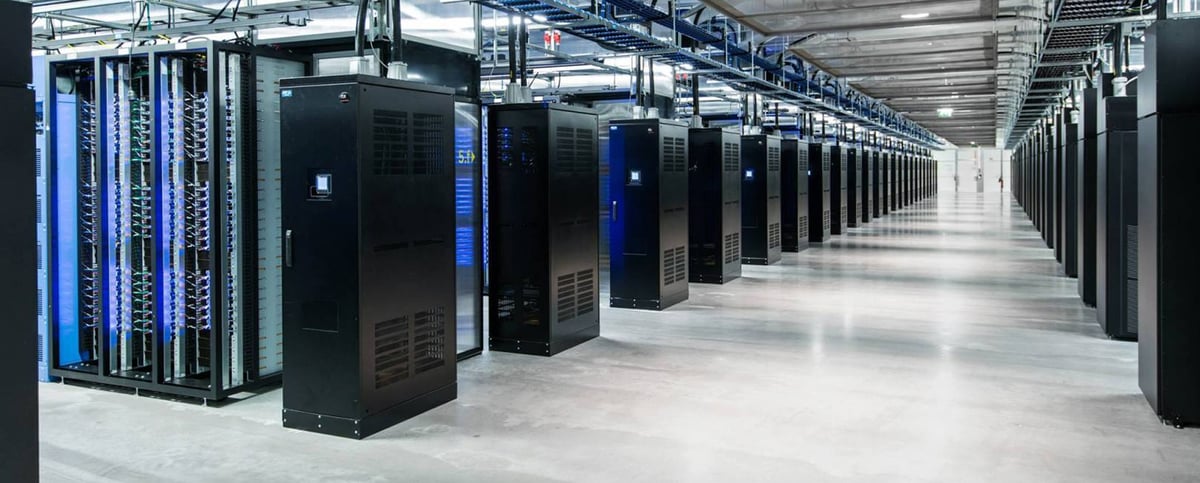 lulea-fb-data-center-interior_crop