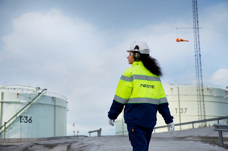 Neste Oyj:n kaikki Suomessa käyttämä energia on nyt uusiutuvaa