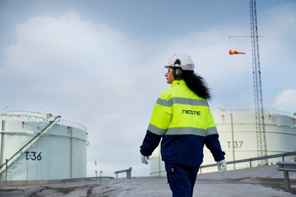 Neste Oyj:n kaikki Suomessa käyttämä energia on nyt uusiutuvaa
